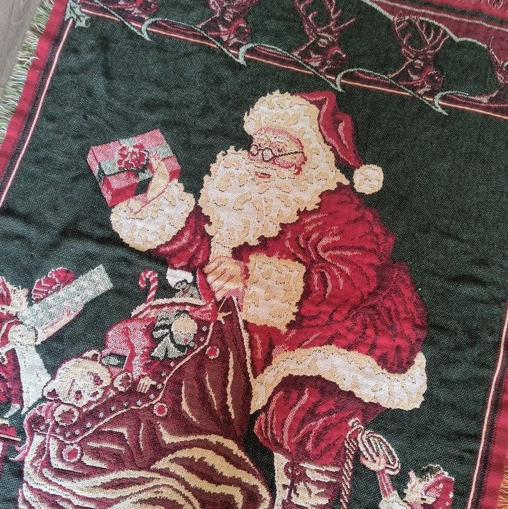 Vintage Festive Santa Clause Christmas Throw Tapestry Blanket MWW 1994 Elves